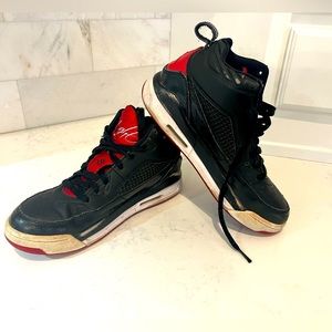 Nike Air Jordan, size 5, black/red